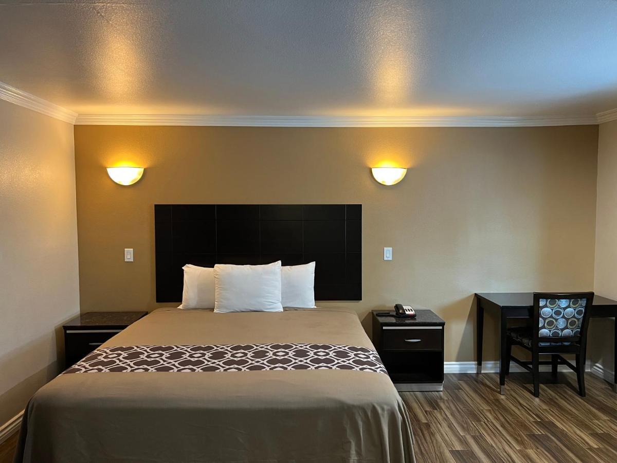 Walnut Inn&Suites West Covina Exterior foto