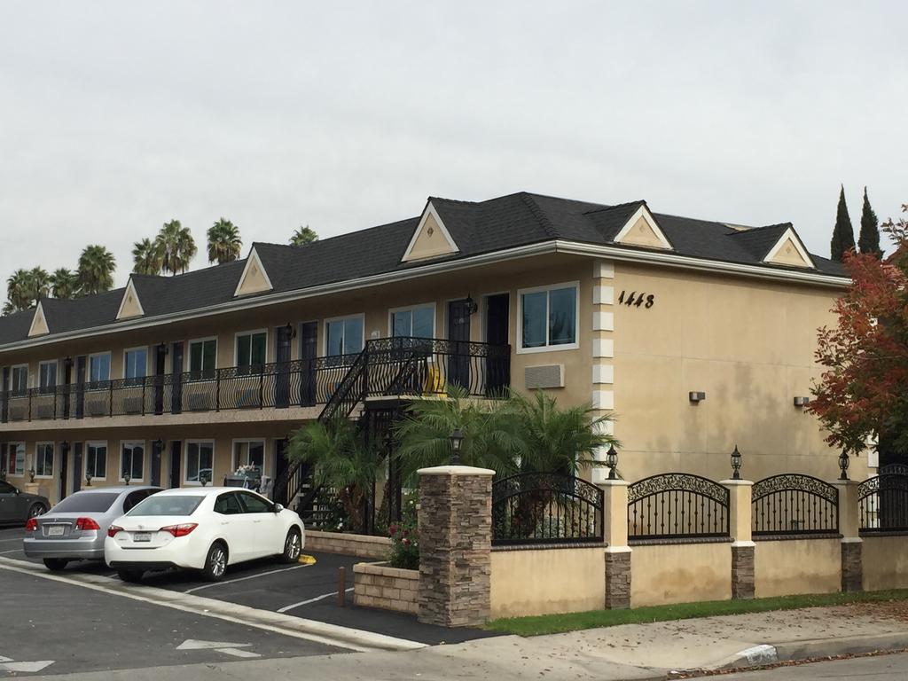 Walnut Inn&Suites West Covina Exterior foto
