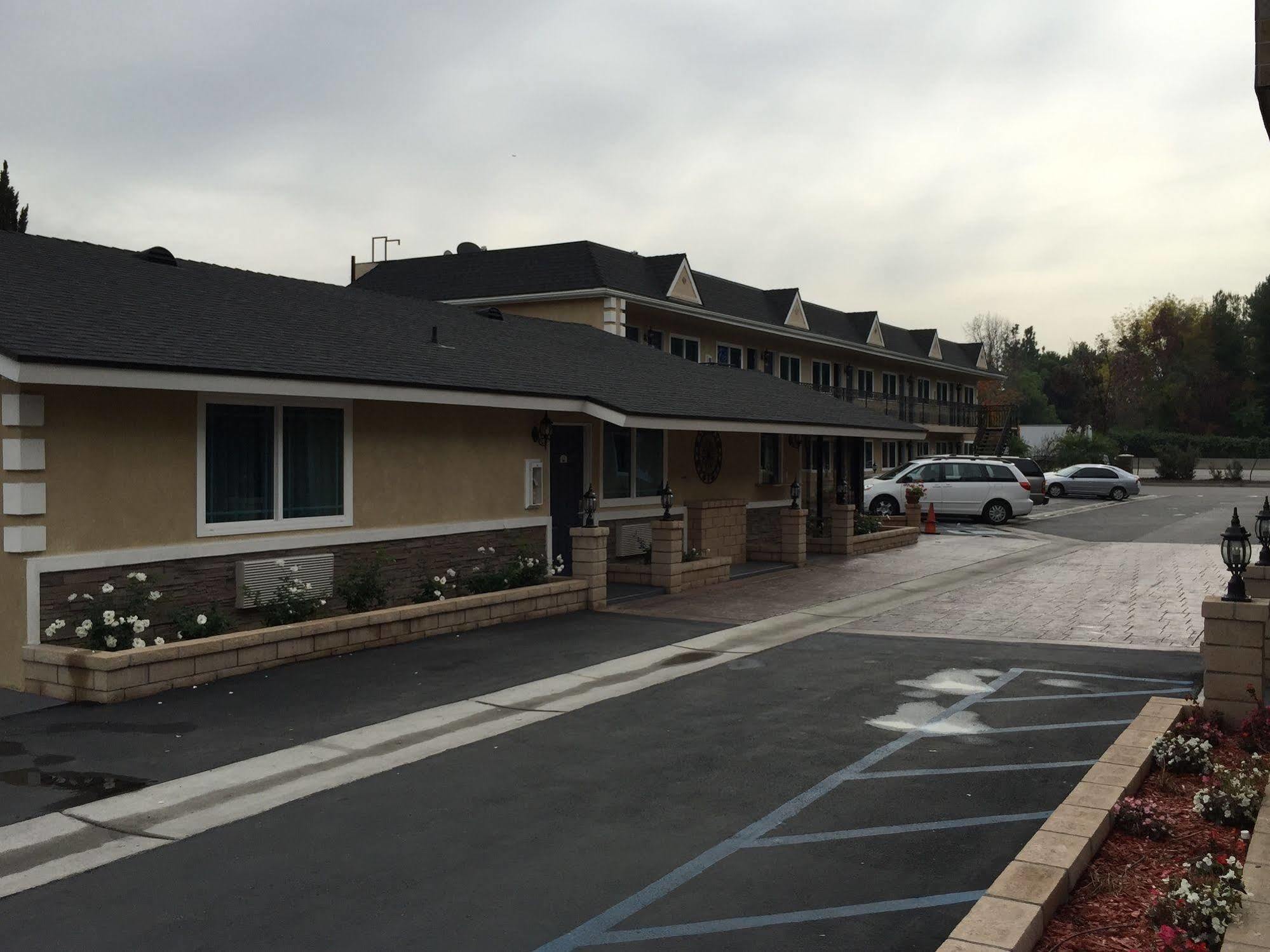 Walnut Inn&Suites West Covina Exterior foto