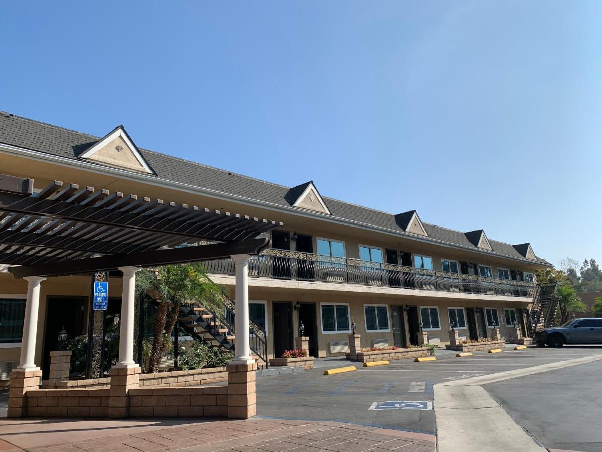 Walnut Inn&Suites West Covina Exterior foto